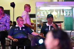 BIB: 
                            <button type="button" onclick="openModal(21897975)" class="btn btn-primary btn-sm float-right btn-popup" data-toggle="modal" data-target=".modal-high-quality">
                        <i class="fas fa-shopping-cart"></i> Add to Cart
                    </button>
                                            <button type="button" onclick="isThisMe(21897975, true)" class="btn btn-success btn-sm float-right btn-popup btn-isme hidden" data-toggle="tooltip" data-placement="bottom" title="นี่คือรูปของคุณใช่ไหม คลิกที่นี่เพื่อเอาเข้าอัลบั้ม">
                        <i class="fas fa-plus"></i> Add to album
                    </button>
                    <button type="button" onclick="isThisMe(21897975, false)" class="btn btn-warning btn-sm float-right btn-popup btn-isnotme hidden">
                        <i class="fas fa-ban"></i> Remove from album
                    </button>